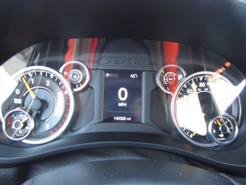 Used 2019 RAM 2500 Big Horn image 12