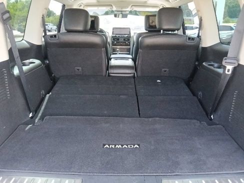 Used 2022 Nissan Armada Platinum w/ Captain's Chairs Package RWD image 33