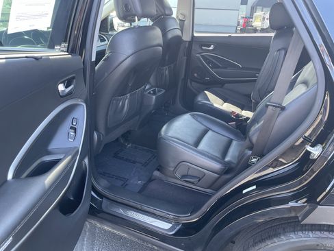 Used 2017 Hyundai Santa Fe Limited image 29
