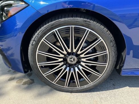 New 2027 Mercedes-Benz CLE 300 4MATIC Coupe image 12