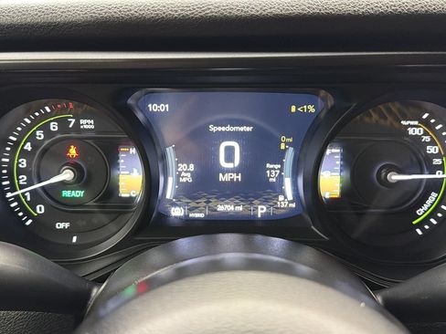 Used 2024 Jeep Wrangler Unlimited w/ Convenience Group AWD/4WD image 29