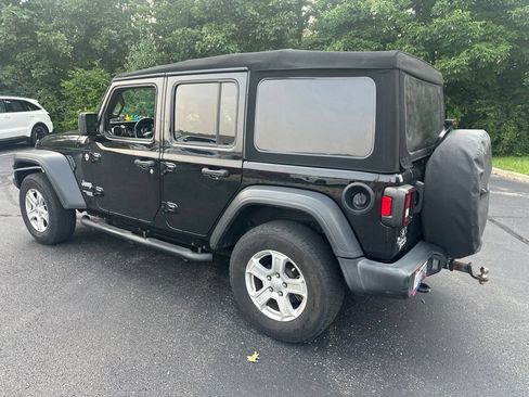 Used 2021 Jeep Wrangler Unlimited Sport AWD/4WD image 6