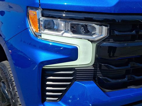 Used 2022 Chevrolet Silverado 1500 LT Trail Boss w/ Protection Package AWD/4WD image 9