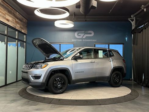 Used 2020 Jeep Compass Sport w/ Cold Weather Group AWD/4WD image 22