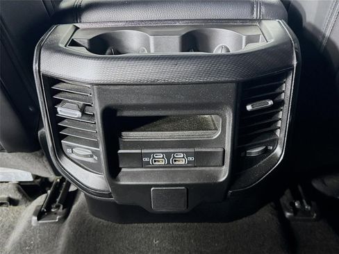 Used 2023 RAM 1500 Big Horn AWD/4WD image 24