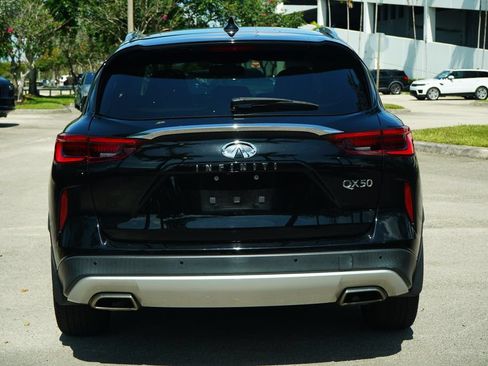 Used 2021 INFINITI QX50 Luxe FWD image 10