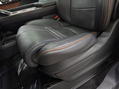 Certified 2022 Lincoln Navigator Black Label image 26