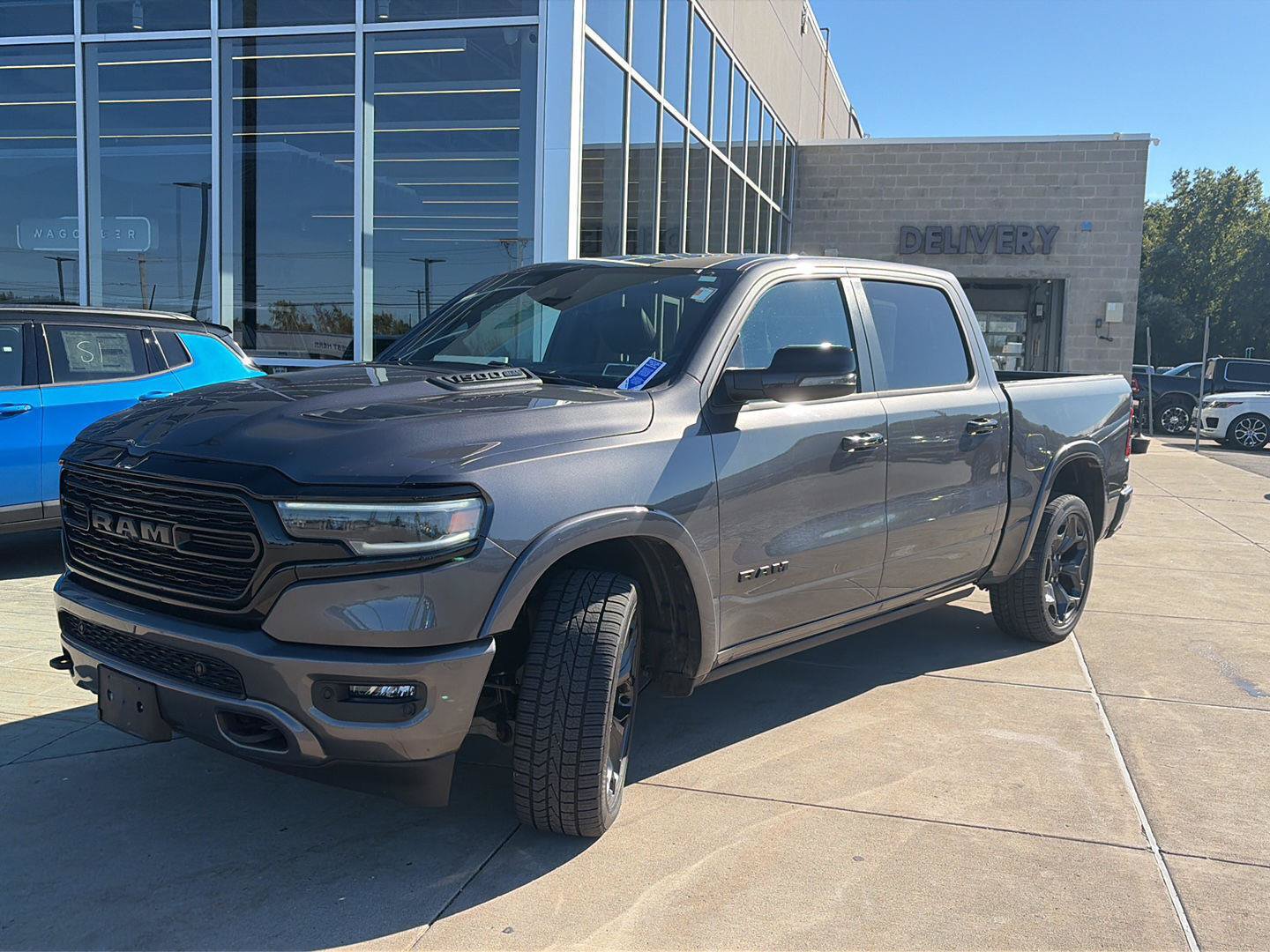 Used 2023 RAM 1500 Limited AWD/4WD image 4