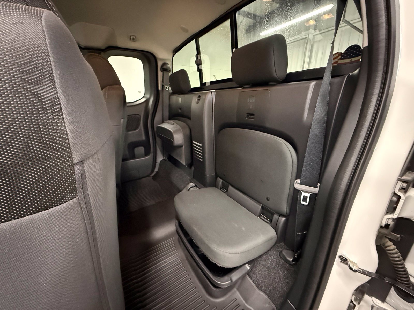 Used 2025 Nissan Frontier SV RWD image 20