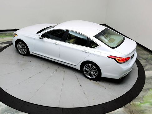 Used 2018 Genesis G80 3.8 RWD image 36