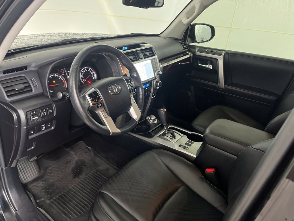 Used 2024 Toyota 4Runner Limited AWD/4WD image 25