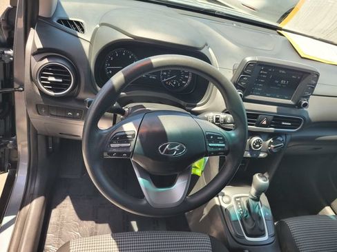 Used 2019 Hyundai Kona SE FWD image 30