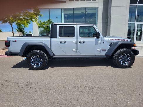 Used 2023 Jeep Gladiator Rubicon w/ LED Lighting Group AWD/4WD image 4