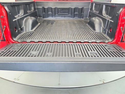 Used 2018 Chevrolet Silverado 1500 LT image 28