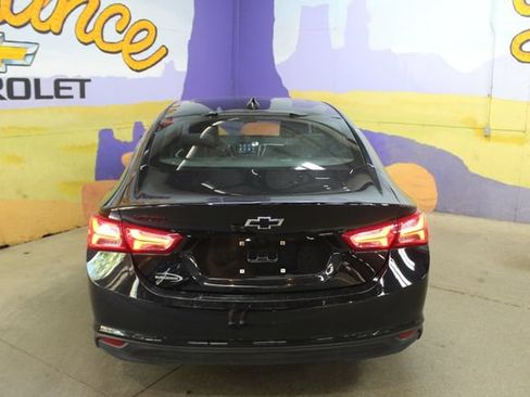 Used 2022 Chevrolet Malibu LT w/ Redline Edition FWD image 7
