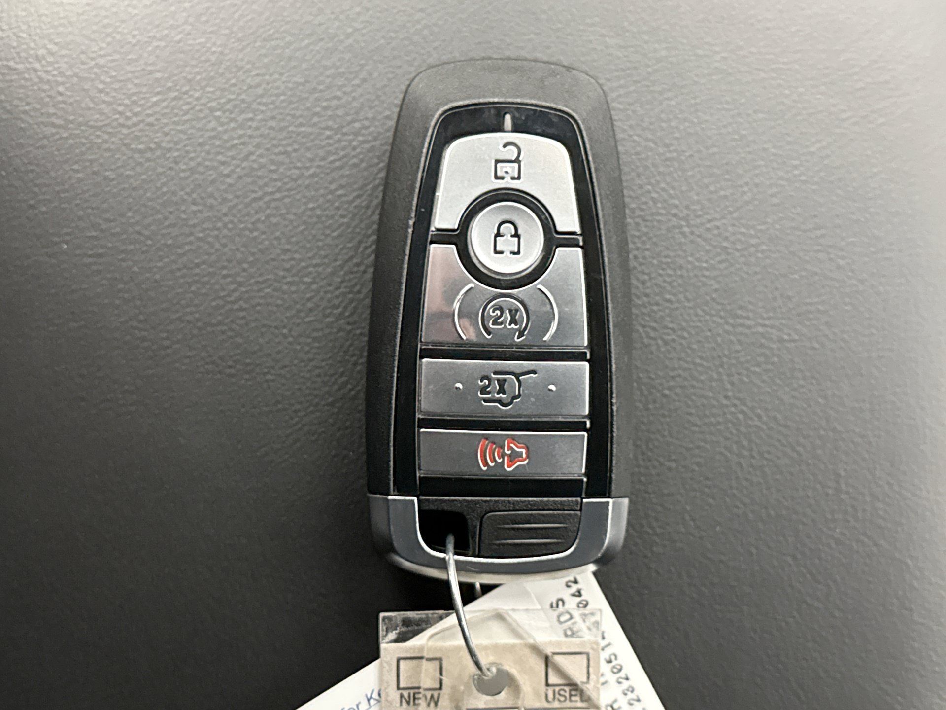 Used 2023 Ford Explorer XLT w/ Equipment Group 202A AWD/4WD image 25
