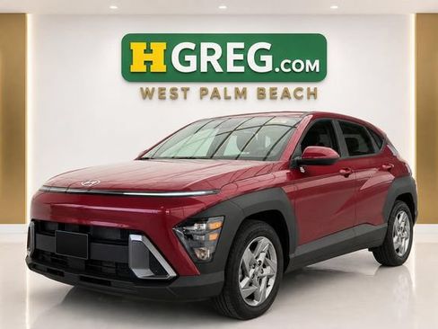Used 2025 Hyundai Kona SE FWD image 4