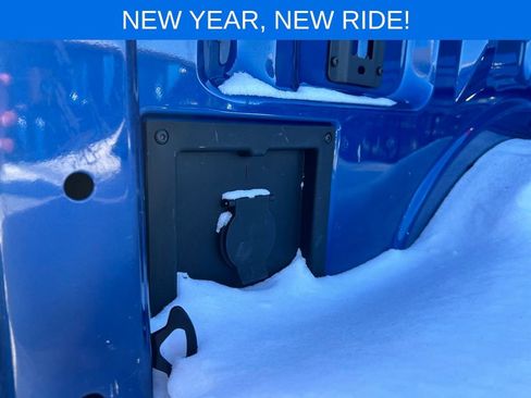 Certified 2022 Ford F150 XLT w/ Equipment Group 302A High image 40