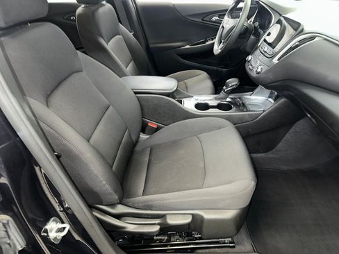 Used 2022 Chevrolet Malibu LS FWD image 28