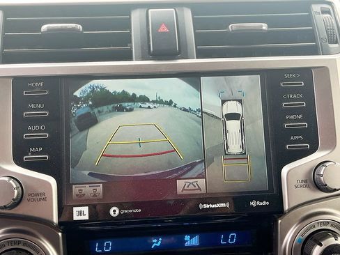 Used 2022 Toyota 4Runner Limited RWD image 14