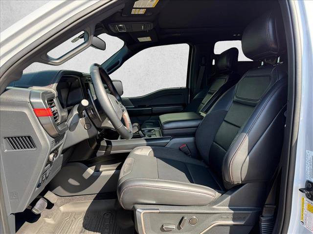 Used 2025 Ford F150 Raptor AWD/4WD image 17