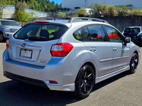 Used 2012 Subaru Impreza 2.0i Sport Premium AWD/4WD image 7
