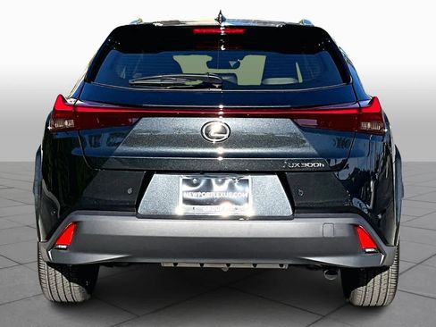 New 2026 Lexus UX 300h FWD image 4