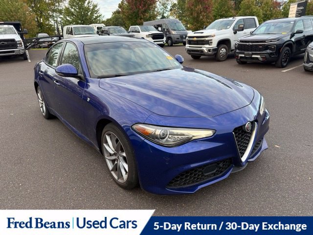 Used 2023 Alfa Romeo Giulia Ti AWD/4WD image 1