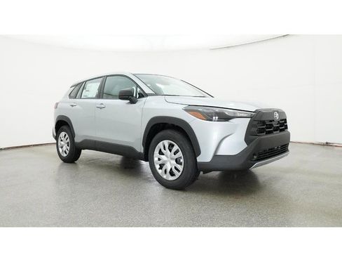 New 2026 Toyota Corolla Cross L FWD image 30