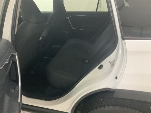 Used 2019 Toyota RAV4 LE w/ All Weather Liner Package AWD/4WD image 15
