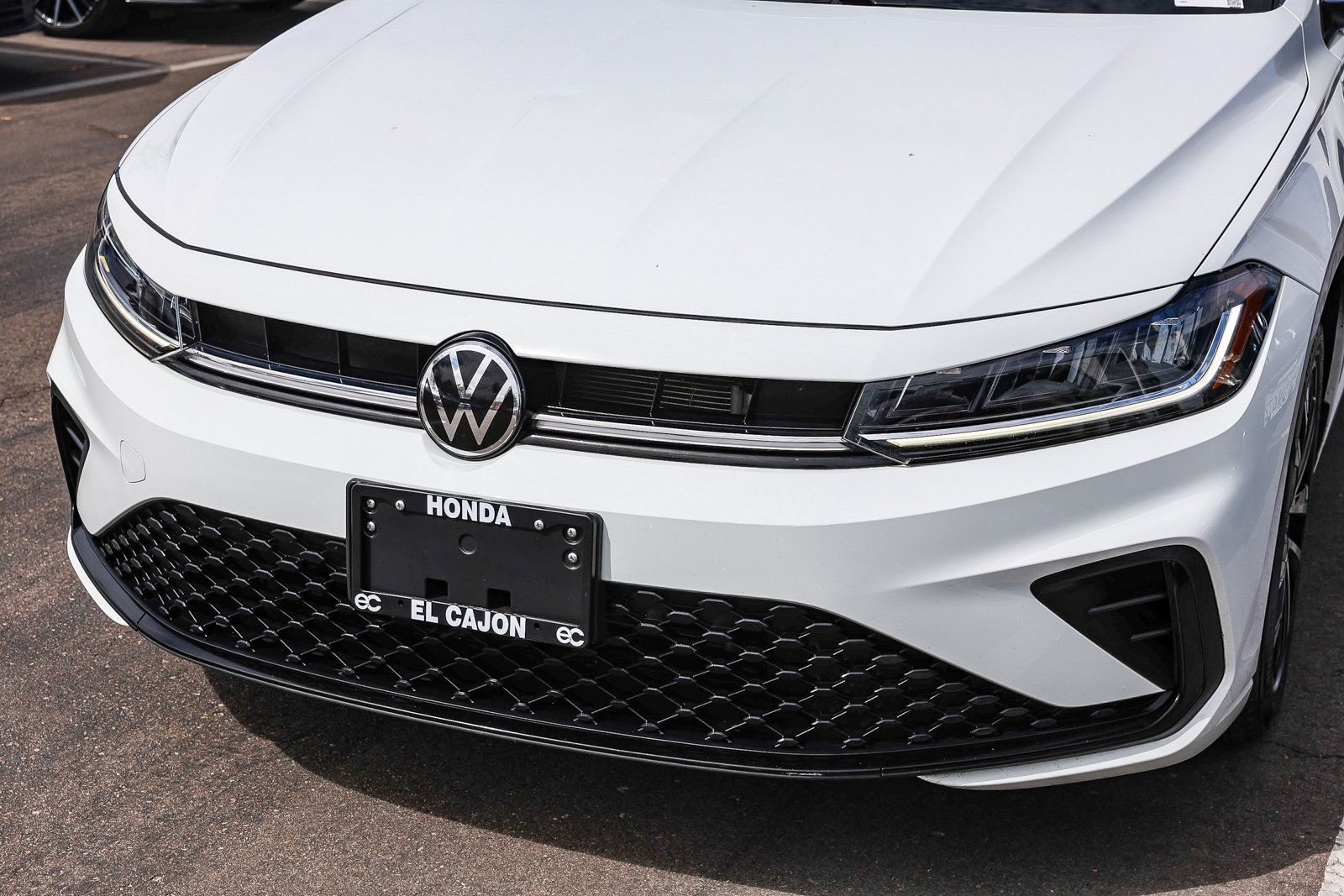 Used 2025 Volkswagen Jetta Sport FWD image 19