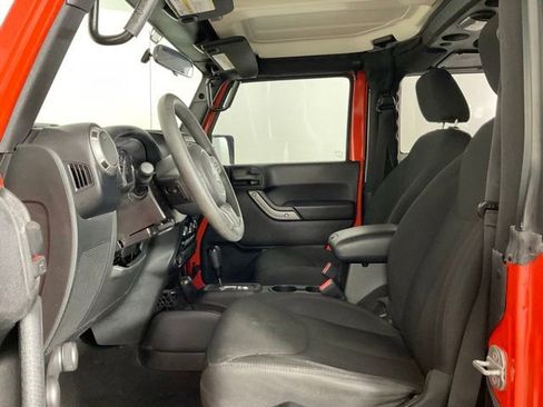 Used 2015 Jeep Wrangler Sport AWD/4WD image 8