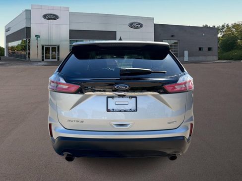 Used 2019 Ford Edge SE w/ Cargo Accessory Package AWD/4WD image 10