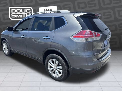Used 2015 Nissan Rogue SV AWD/4WD image 3
