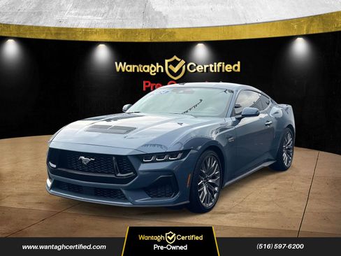 Used 2024 Ford Mustang GT Premium image 3