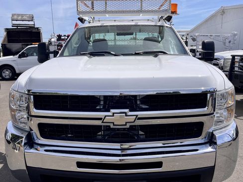 Used 2008 Chevrolet Silverado 2500 W/T RWD image 2
