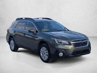 Used 2018 Subaru Outback 2.5i Premium AWD/4WD video 3