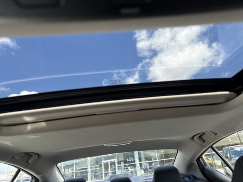 Used 2023 Nissan Altima 2.5 SV w/ SV Premium Package image 29