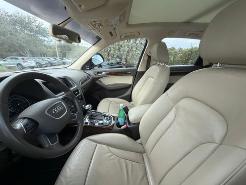 Used 2017 Audi Q5 2.0T Premium Plus w/ Technology Package image 7