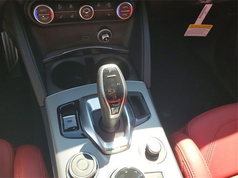 New 2025 Alfa Romeo Stelvio Sprint w/ Veloce Package image 31