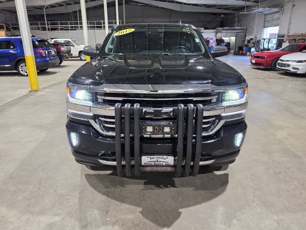 Used 2017 Chevrolet Silverado 1500 High Country AWD/4WD image 24