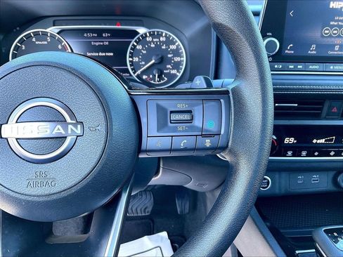 Used 2023 Nissan Rogue SV AWD/4WD image 23