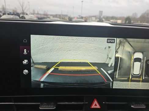 Used 2024 Kia Sportage SX image 15