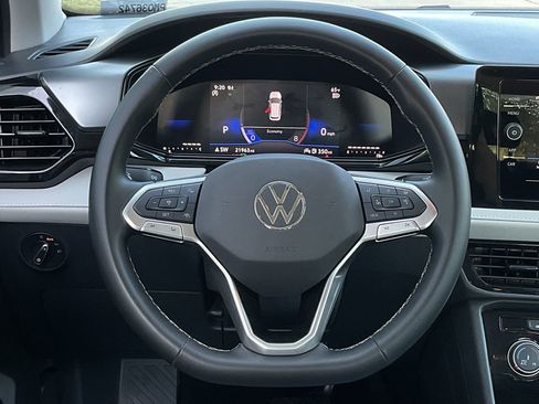 Used 2025 Volkswagen Taos S image 21