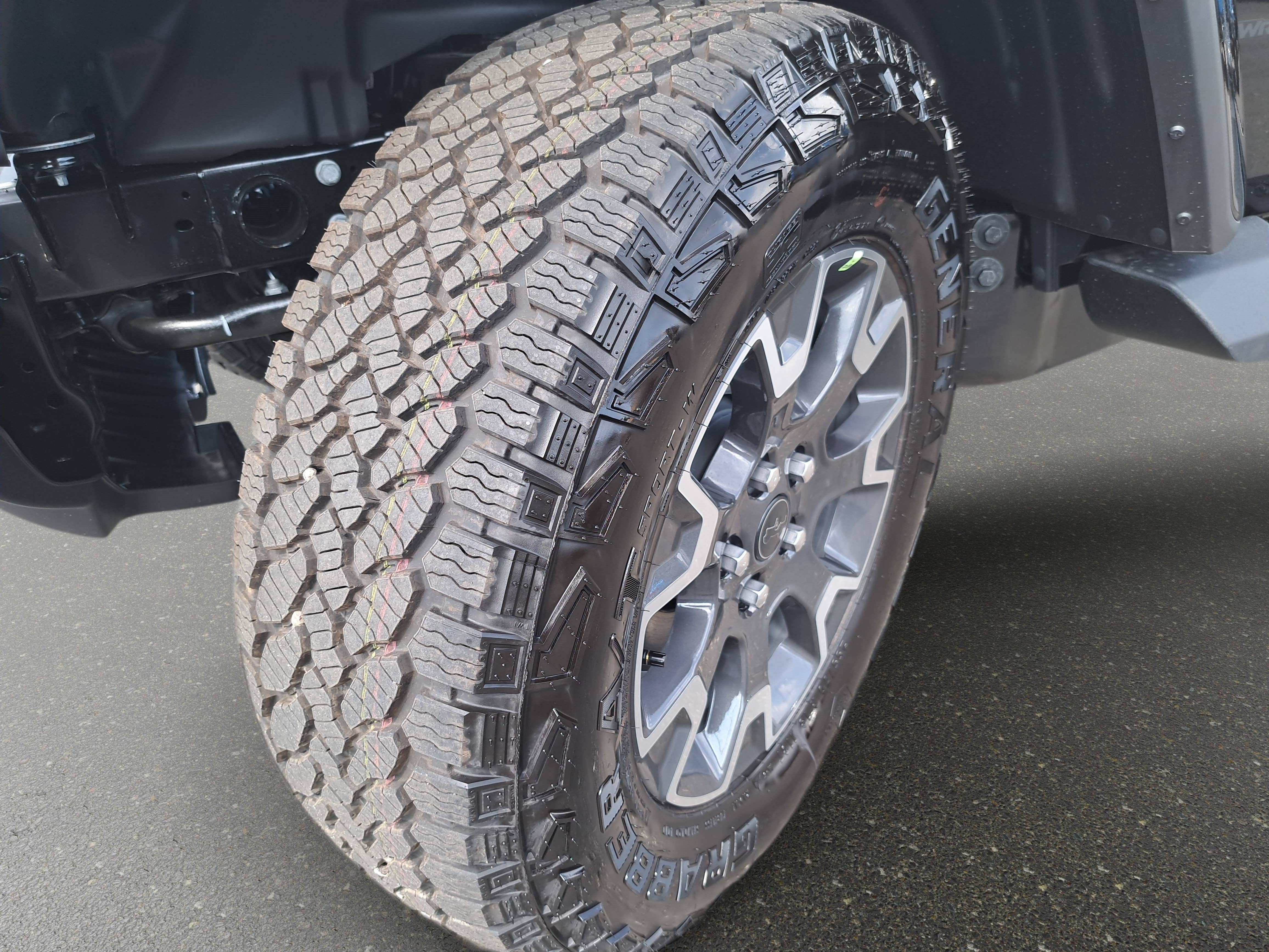 New 2027 Jeep Wrangler Unlimited Sahara AWD/4WD image 27