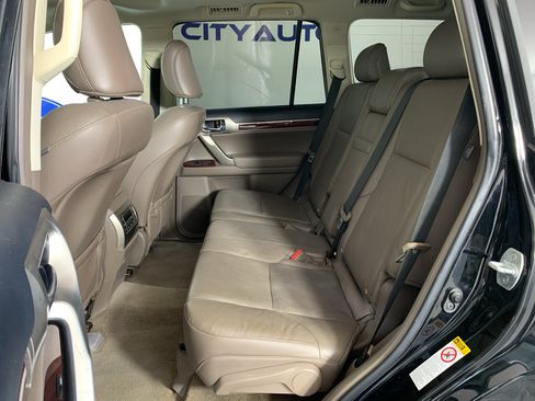 Used 2015 Lexus GX 460 w/ Premium Package AWD/4WD image 32