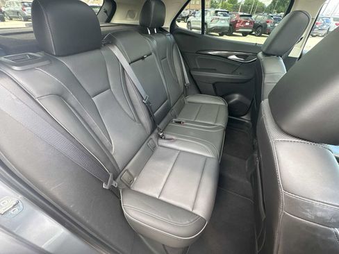 Used 2021 Buick Envision Essence w/ Sport Touring Package FWD image 28