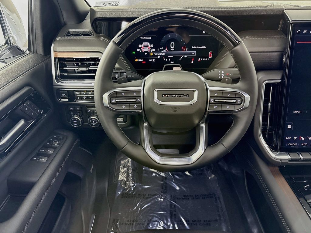 New 2026 GMC Yukon Denali w/ Denali Reserve Package AWD/4WD image 23