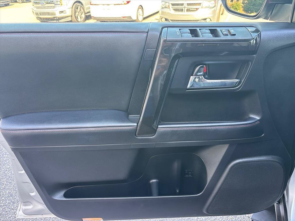 Used 2024 Toyota 4Runner TRD Off-Road Premium AWD/4WD image 8