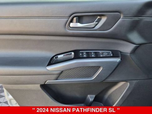 Certified 2024 Nissan Pathfinder SL AWD/4WD image 12